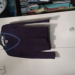 Blue v neck sweater, fade glory